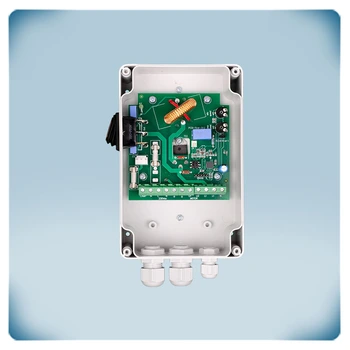 Регулатор на скорост на вентилатор с контрол на лампа IP54