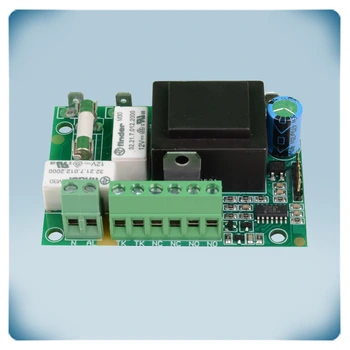 PCB с клеморед и компоненти