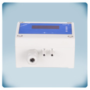 Světle šedý kryt modrý čelní štítek s displejem