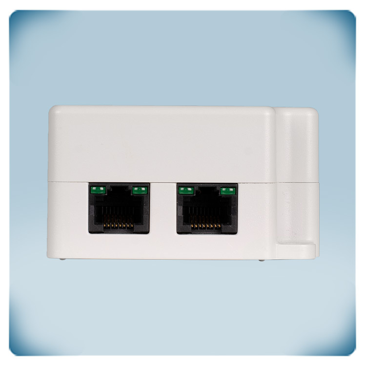 Bílý plastový kryt se dvěma zásuvkami RJ45