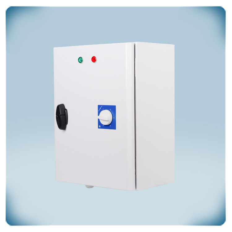 Metallgehäuse mit schwarzem Stufenschalter und Betriebsmeldeleuchte 4 A 400 V