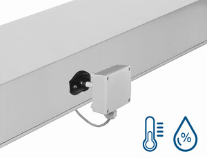 Sensor in duct for measuring temperature