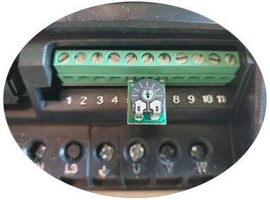 Trimmer on terminal block