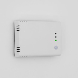 Wall mounted hybrid temperature controller
