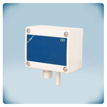Medidor de temperatura adecuado para uso en exteriores