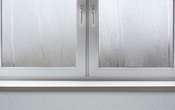 Imagen de ventana con condensación