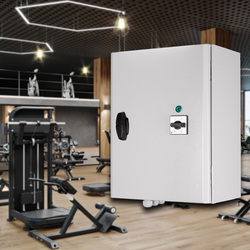 Régulateur de vitesse à transformateur dans une salle de sport