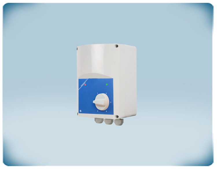 Régulateur 5 étapes pour rideaux d'air avec moteur monophasé de 2,5 A