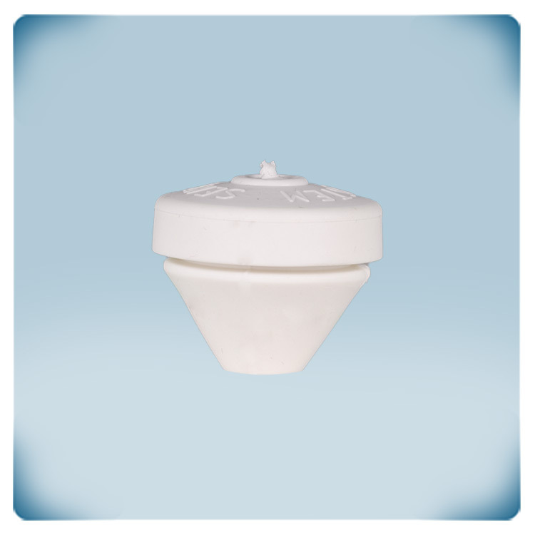 Morceau de plastique blanc en forme de cône