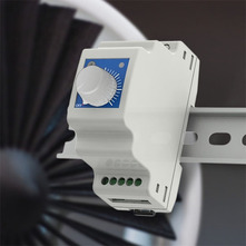 Reguliatorius montuojamas ant DIN bėgelio