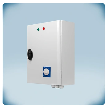 Reguliatorius turi šiluminę apsaugą prie kurios jungiamas ventiliatorius