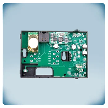 Siyah muhafazalı elektronik devre