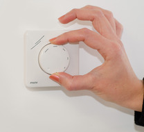 Fan speed controller with a knob